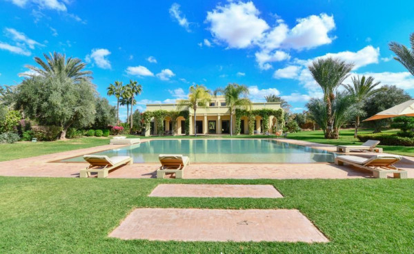Villa M